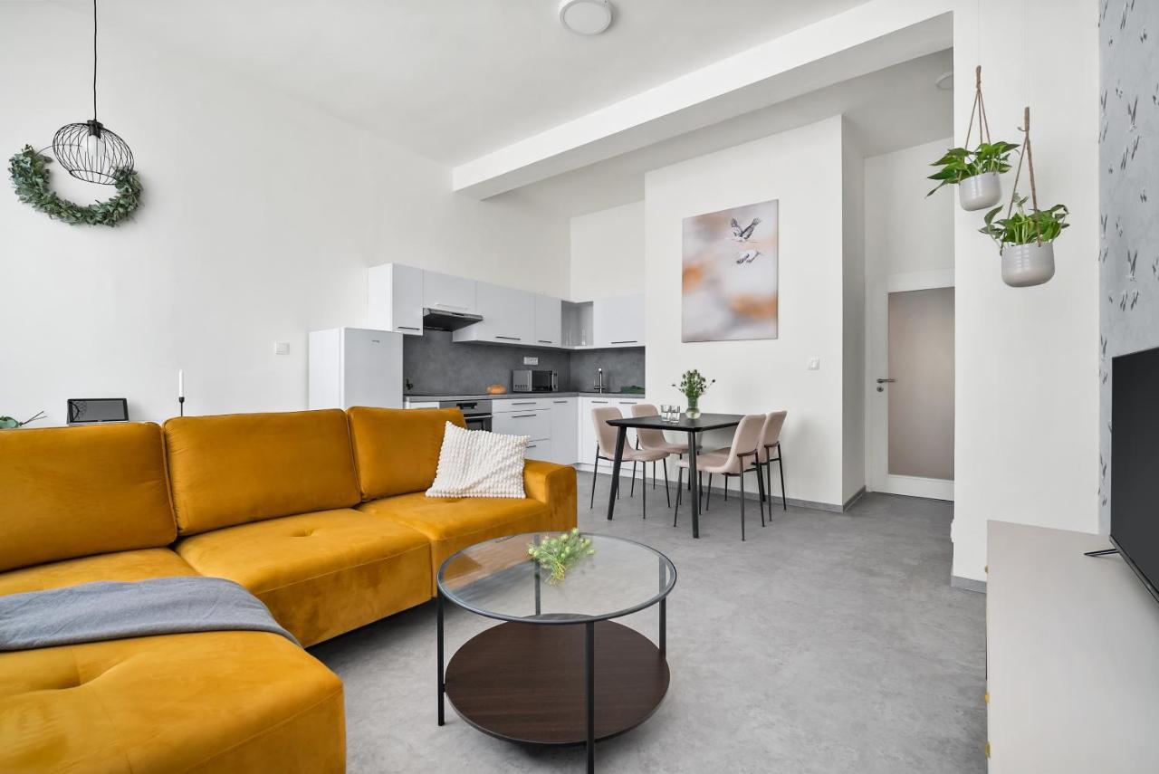 Enjoy Downtown Boutique Apartments #13 By Goodnite Cz Brno Esterno foto